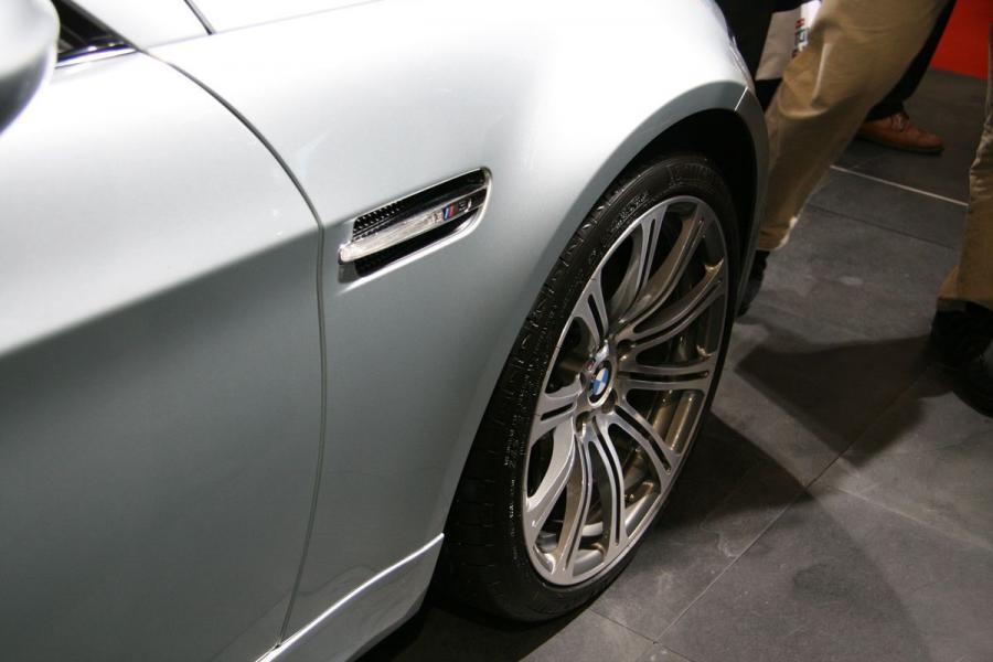  BMW M3 Sedan 2008 года  (фото 29 из 85)